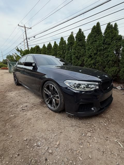 2019 BMW M550i: Dinan lowering springs, rear tail lights